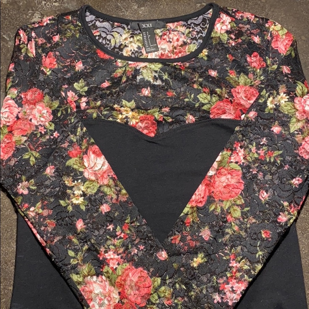 Forever 21 Floral Lace Knit Sweetheart Top Fitted Shirt - Picture 7 of 10